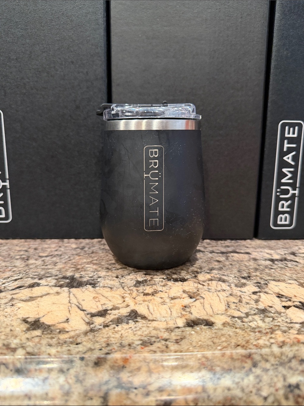 BrüMate uncork’d - Midnight Camo